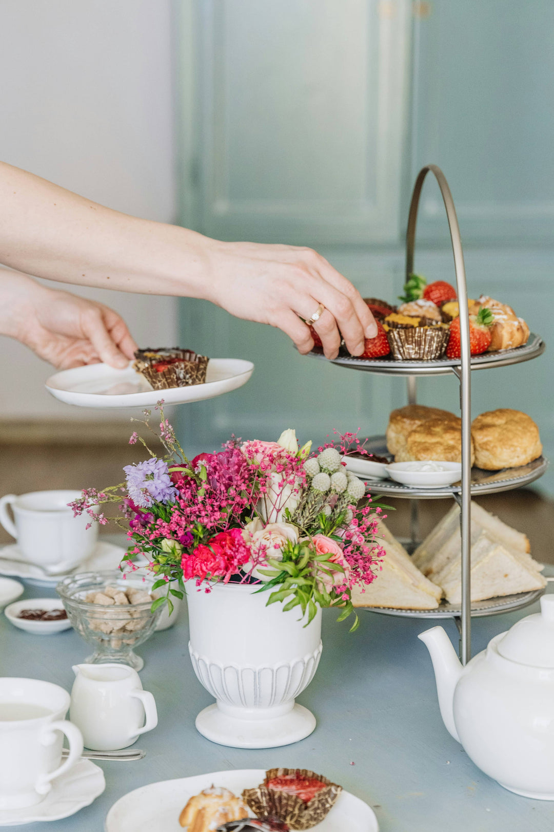 Tea Time – Das Rezeptbuch für Genießerinnen & Teeliebhaber