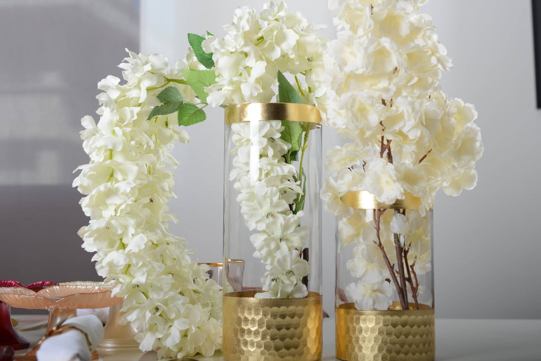 Transparente Vase mit goldenen Details 20cm